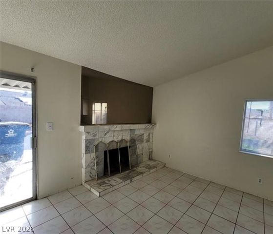 1673 Caliente Court, Las Vegas, NV 89119