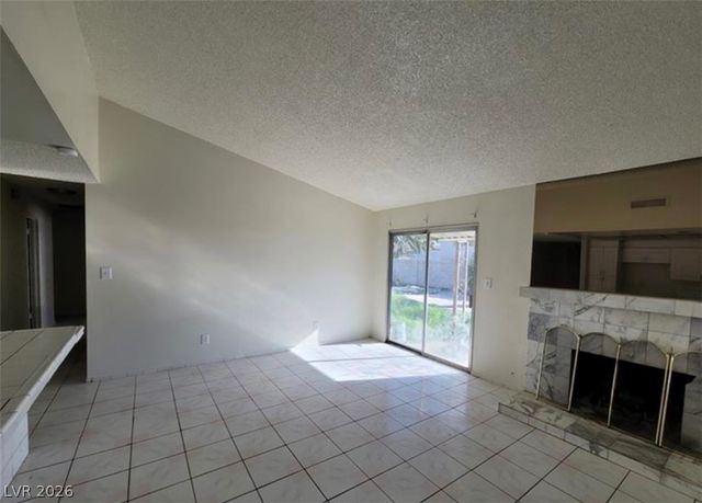 1673 Caliente Court, Las Vegas, NV 89119