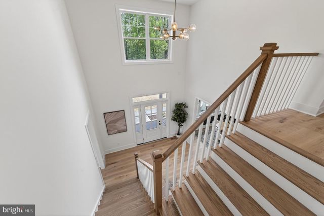 13 RHOADS LN, Media, PA 19063