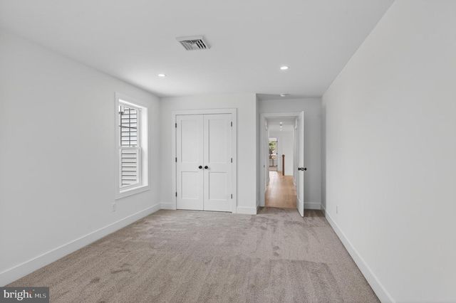 13 RHOADS LN, Media, PA 19063
