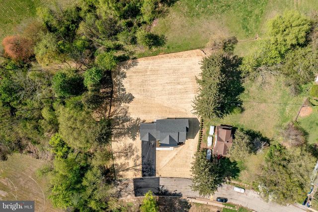 13 RHOADS LN, Media, PA 19063