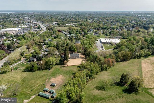 13 RHOADS LN, Media, PA 19063