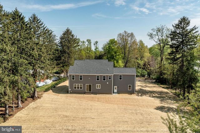 13 RHOADS LN, Media, PA 19063