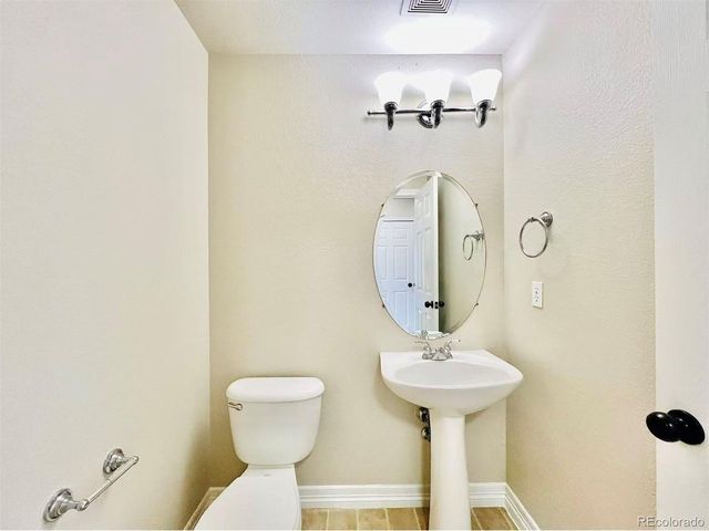 2244 E 101st Ave, Denver, CO 80229