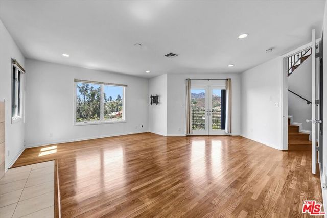 6852 Woody Trail, Los Angeles, CA 90068