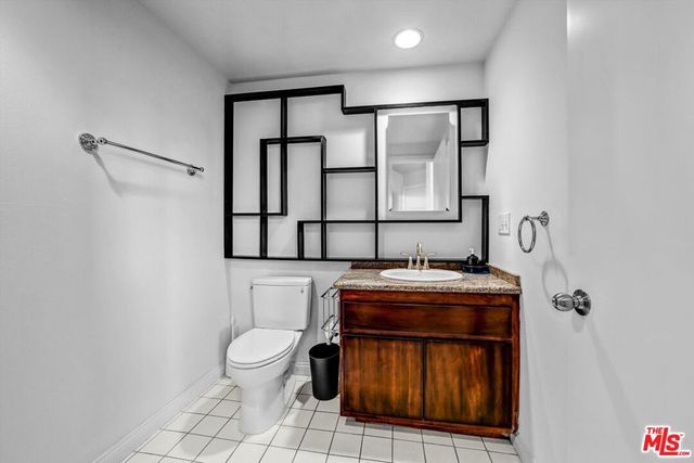 6852 Woody Trail, Los Angeles, CA 90068