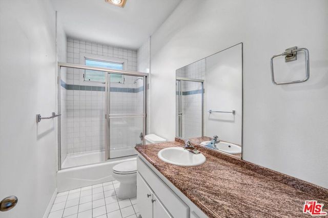 6852 Woody Trail, Los Angeles, CA 90068