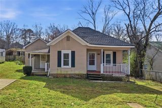 174 Cherokee Avenue, Nelson, GA 30151