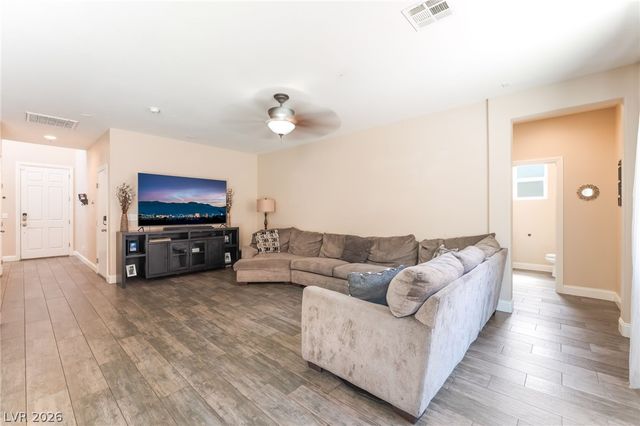 7113 Forest Heights Court, Las Vegas, NV 89166