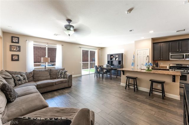 7113 Forest Heights Court, Las Vegas, NV 89166