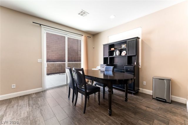 7113 Forest Heights Court, Las Vegas, NV 89166