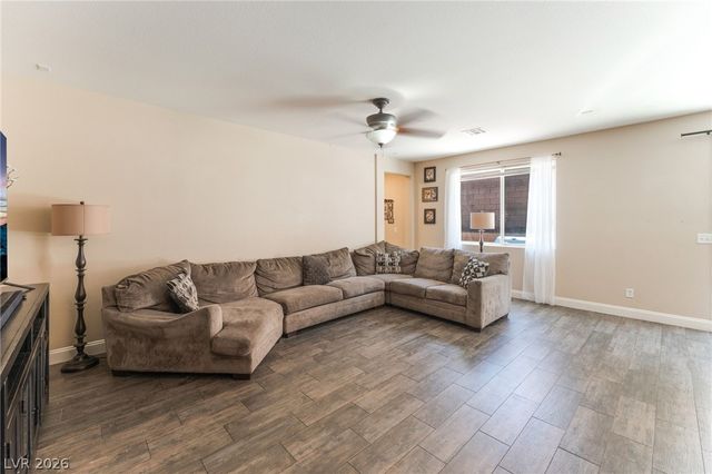 7113 Forest Heights Court, Las Vegas, NV 89166