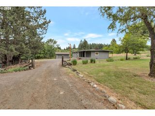 310 COTTONWOOD St, Gaston, OR 97119