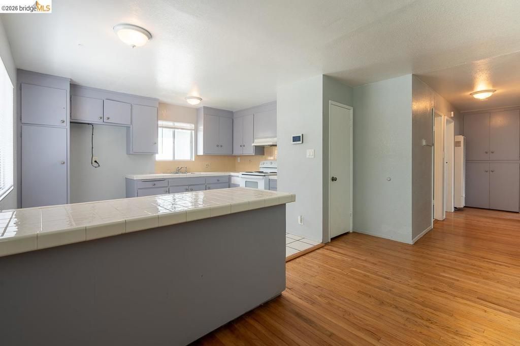 Image 18 of property listing at 3414 64Th Avenue Pl, Oakland, CA 94605