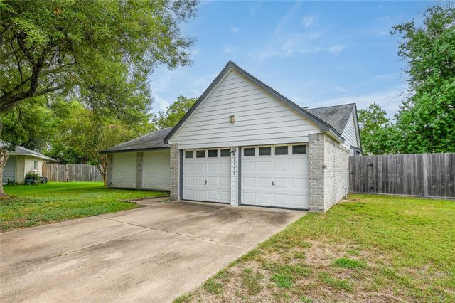 2630 Hollymist Drive, Houston, TX 77084