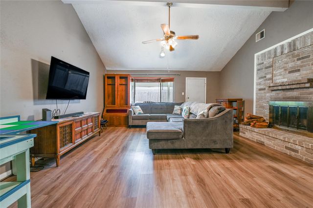 2630 Hollymist Drive, Houston, TX 77084