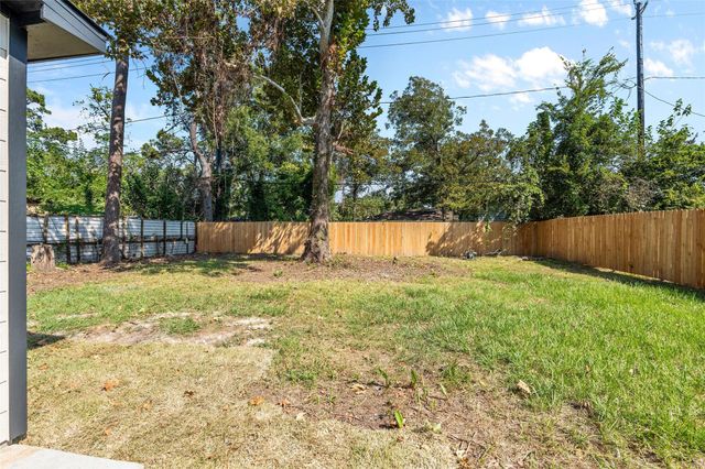 6319 Annunciation Street, Houston, TX 77016