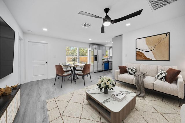 6319 Annunciation Street, Houston, TX 77016