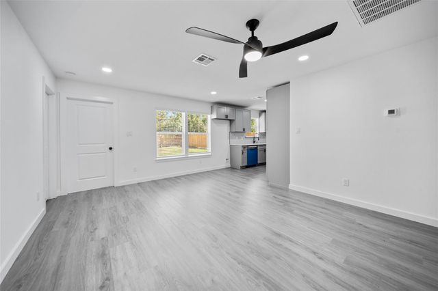 6319 Annunciation Street, Houston, TX 77016