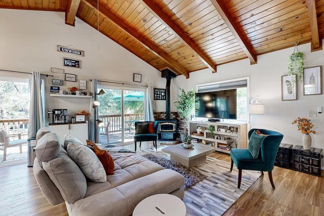 19385 Ferretti Rd., Groveland, CA 95321