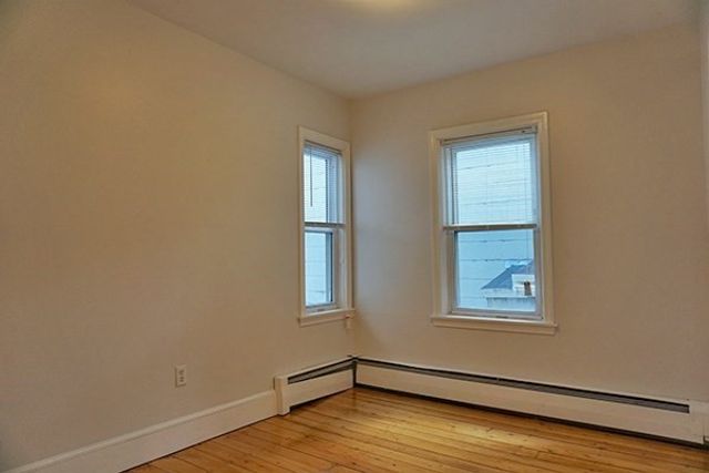 250 River St 250, Waltham, MA 02453