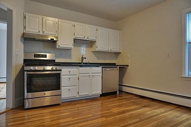 250 River St 250, Waltham, MA 02453