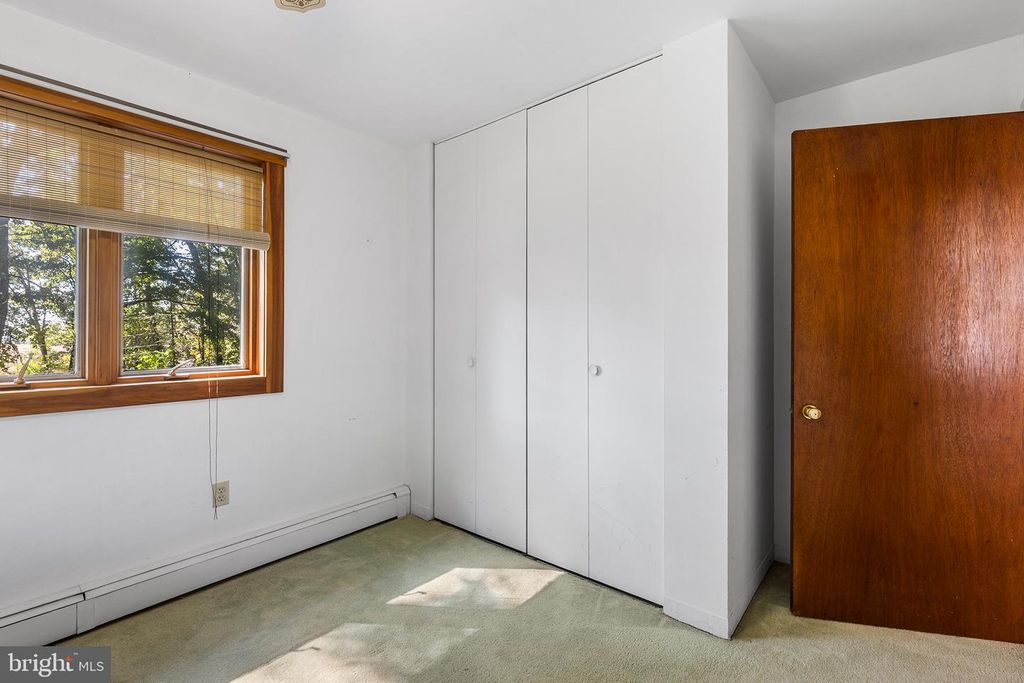 Image 25 of property listing at 91 NEWLIN RD, Parkesburg, PA 19365
