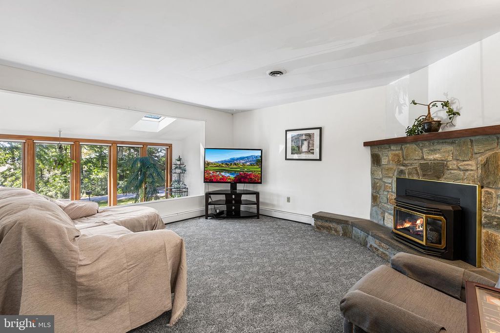 Image 26 of property listing at 91 NEWLIN RD, Parkesburg, PA 19365