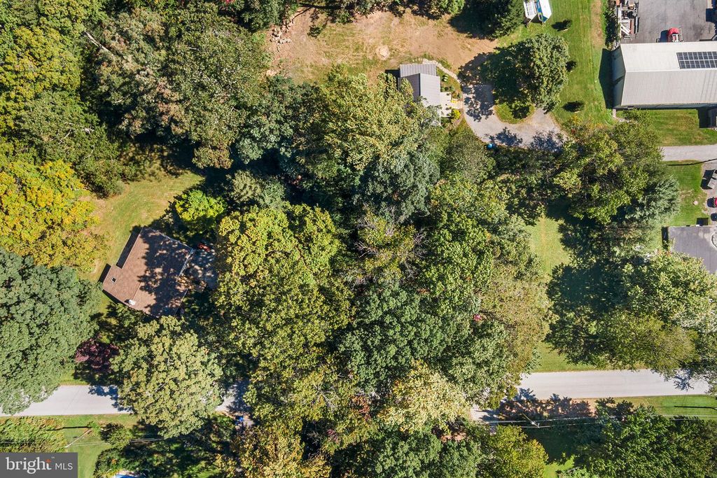Image 36 of property listing at 91 NEWLIN RD, Parkesburg, PA 19365