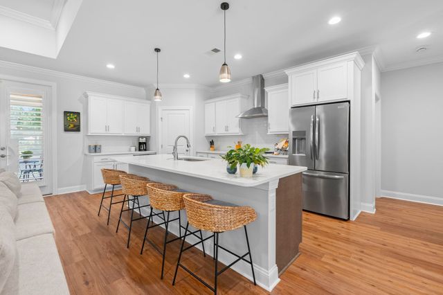 95 Red Tail Hawk Loop, Pawleys Island, SC 29585