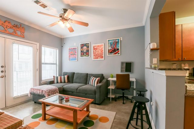 2502 Leon ST 418, Austin, TX 78705