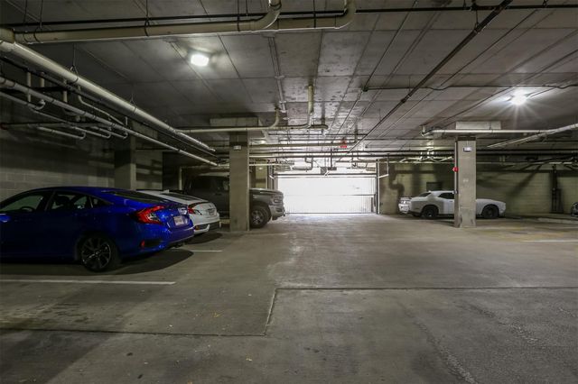 2502 Leon ST 418, Austin, TX 78705