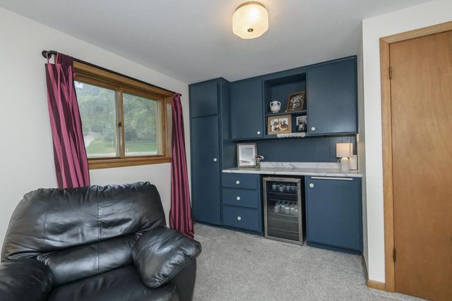 606 Lee COURT, Waukesha, WI 53186