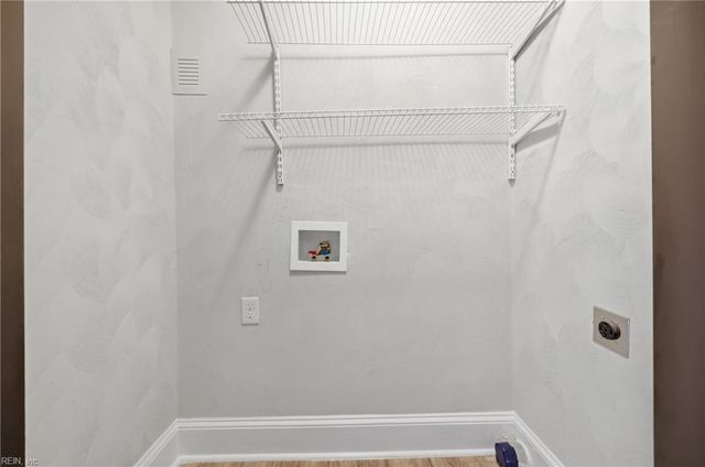 918 Centre AVE, Portsmouth, VA 23704