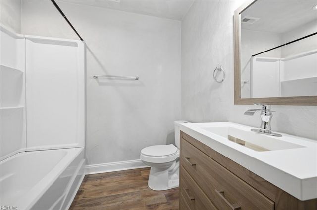 918 Centre AVE, Portsmouth, VA 23704