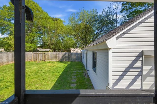 918 Centre AVE, Portsmouth, VA 23704