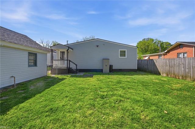 918 Centre AVE, Portsmouth, VA 23704