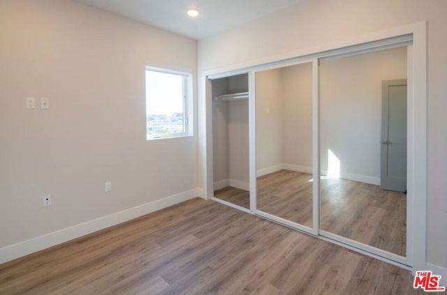 3672 Jasmine Avenue 303, Palms, CA 90034