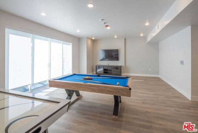 3672 Jasmine Avenue 303, Palms, CA 90034