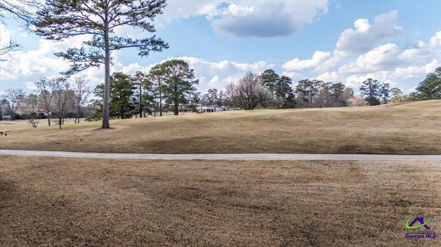 4697 Brae Burn Lane, Macon, GA 31210