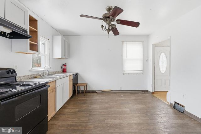 339 MAGNOLIA AVE, West Berlin, NJ 08091