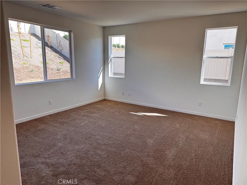 Image 5 of property listing at 4181 Daisy Lane, Banning, CA 92220