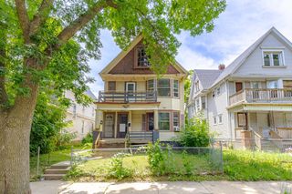 3913 W Walnut STREET #3915, Milwaukee, WI 53208