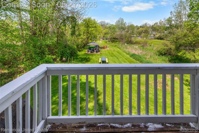 9270 River Valley Road, Hamburg Township, MI 48116