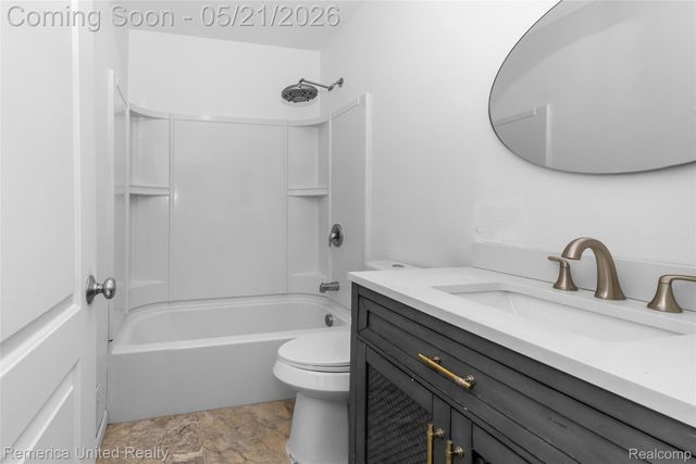 9270 River Valley Road, Hamburg Township, MI 48116