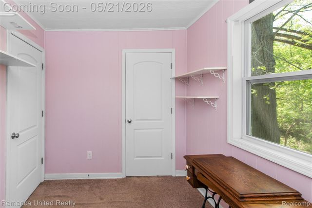 9270 River Valley Road, Hamburg Township, MI 48116