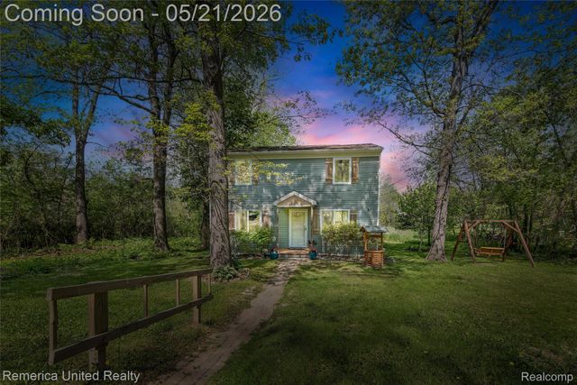 9270 River Valley Road, Hamburg Township, MI 48116