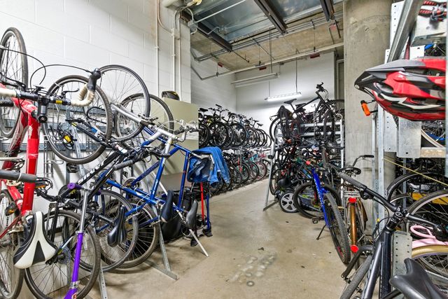 1322 S Prairie Avenue 408, Chicago, IL 60605