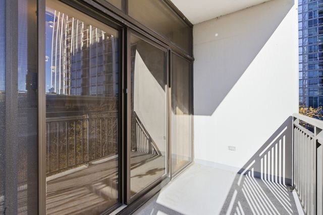 1322 S Prairie Avenue 408, Chicago, IL 60605