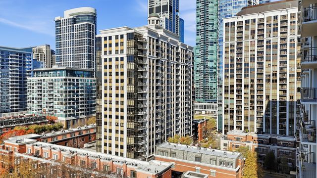 1322 S Prairie Avenue 408, Chicago, IL 60605